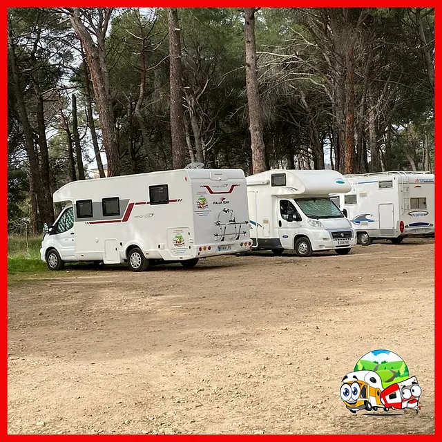 Alquiler y venta de Autocaravanas & Motos el Gordo y el Flaco autocaravana en las montañas